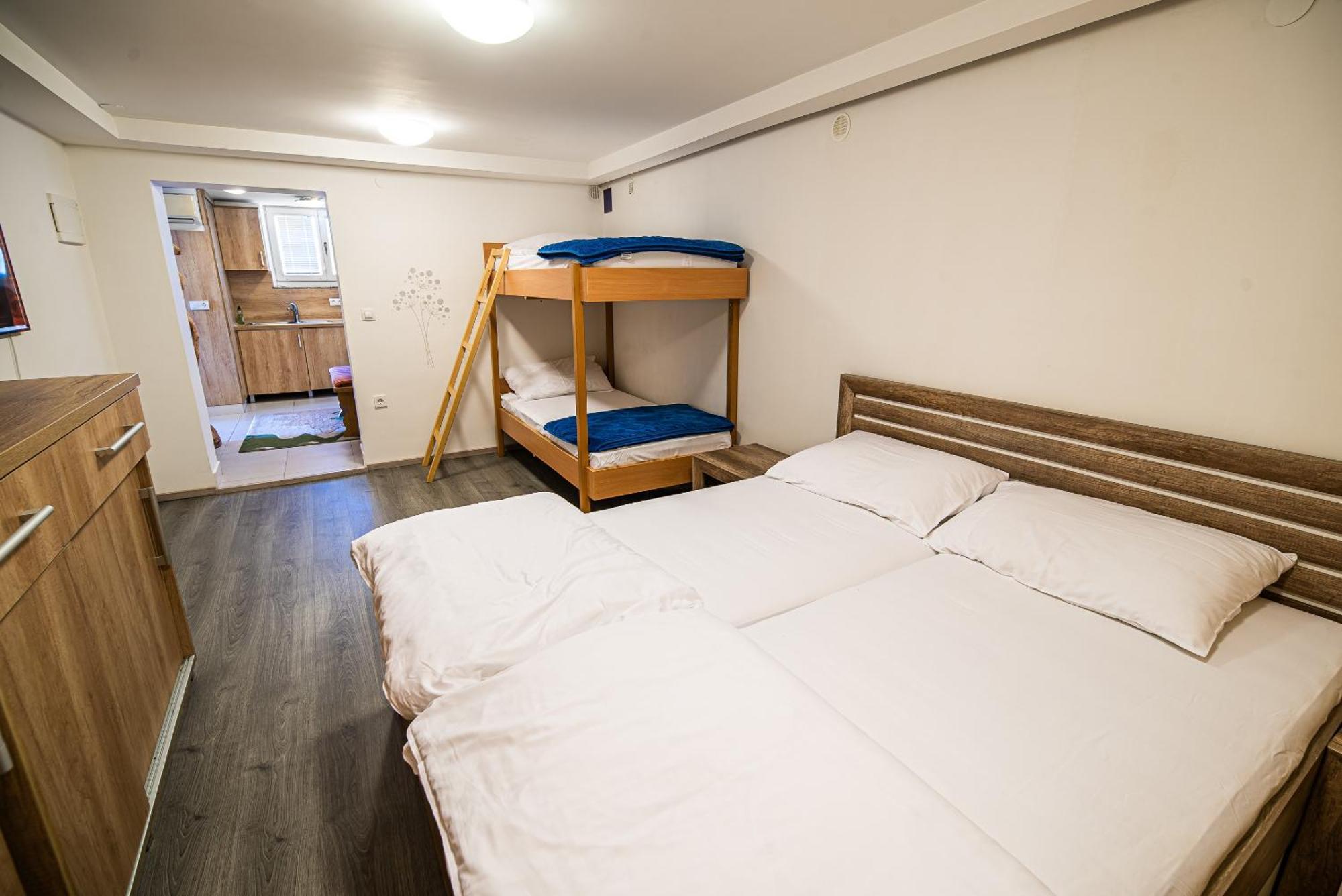 Apartments Zvoh, Krvavec, Ski-In, Ski-Out Церкле на Горенскем Стая снимка