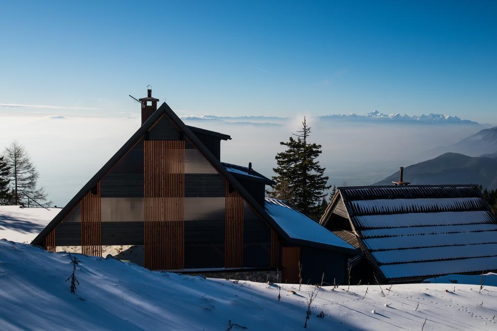 Apartments Zvoh, Krvavec, Ski-In, Ski-Out Церкле на Горенскем Екстериор снимка